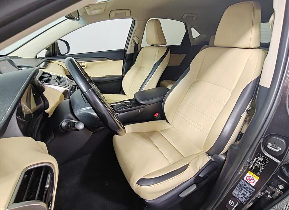 Lexus NX, I 200 2.0 CVT (150 л.с.) 4WD