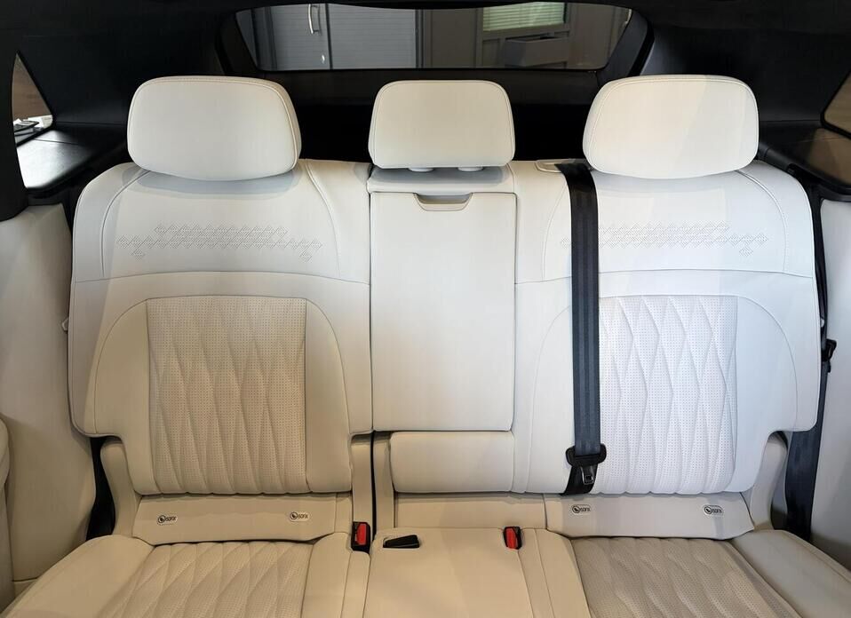 EXEED Exlantix ET 1.5hyb AT (469 л.с.) 4WD