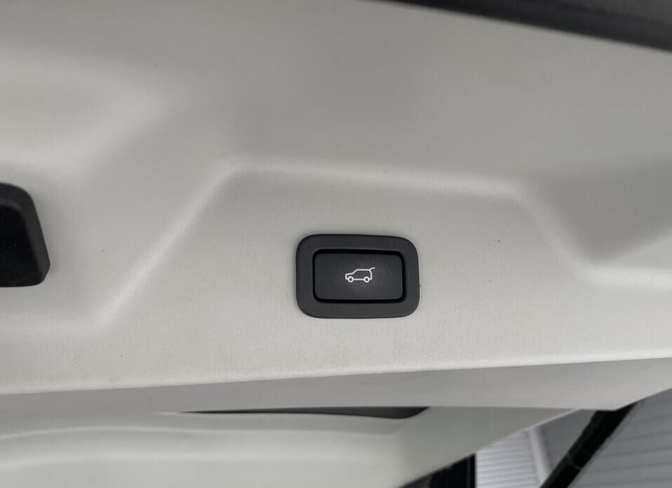 Land Rover Range Rover, IV Long 3.0d AT (248 л.с.) 4WD