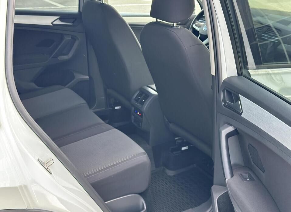 Volkswagen Tiguan, II Рестайлинг 1.4 AMT (150 л.с.) 4WD