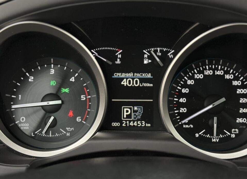 Toyota Land Cruiser, 200 Series Рестайлинг 1 4.5d AT (235 л.с.) 4WD