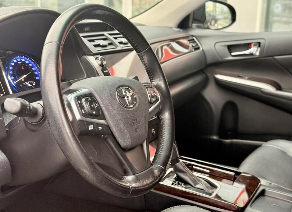 Toyota Camry, VII (XV50) Рестайлинг 2 2.5 AT (181 л.с.)
