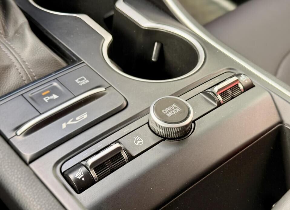 Kia K5, III 2.0 AT (150 л.с.)