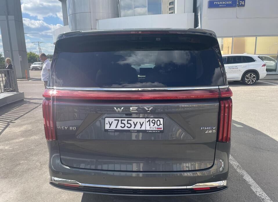 Wey 80 37.96 kWh 1.5hyb AT (487 л.с.) 4WD