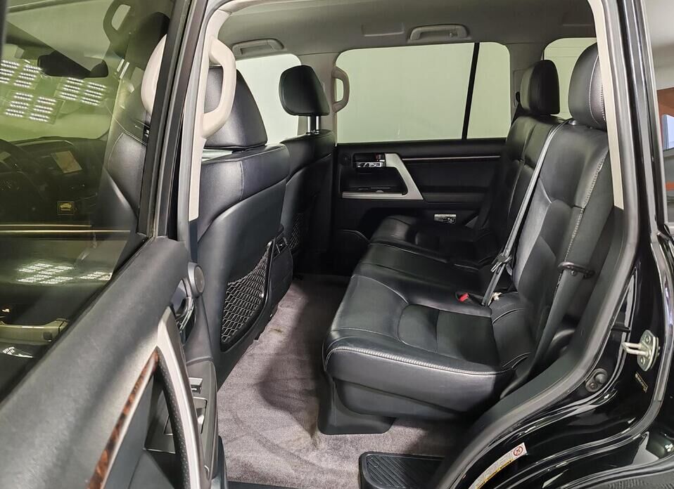 Toyota Land Cruiser, 200 Series Рестайлинг 1 4.5d AT (235 л.с.) 4WD