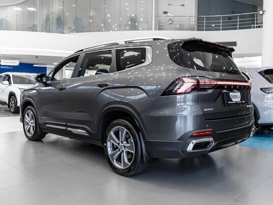 Geely Okavango Flagship