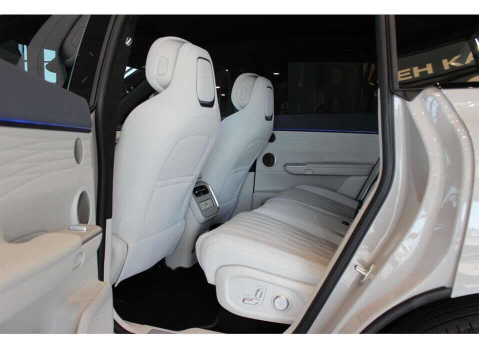 EXEED Exlantix ET 1.5hyb AT (469 л.с.) 4WD
