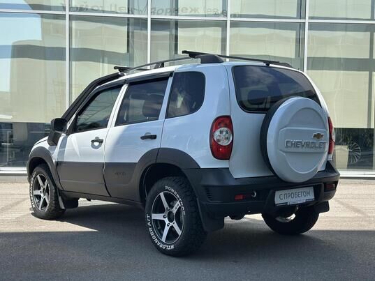 Chevrolet Niva, 2020&nbsp;г., 105&nbsp;901&nbsp;км