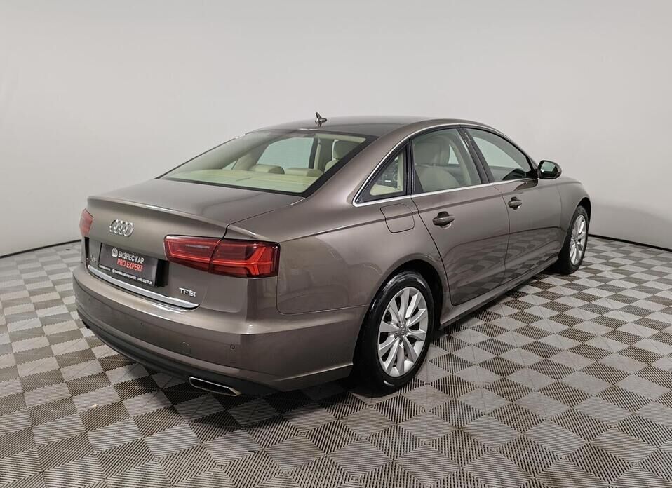 Audi A6, IV (C7) Рестайлинг 1.8 AMT (190 л.с.)