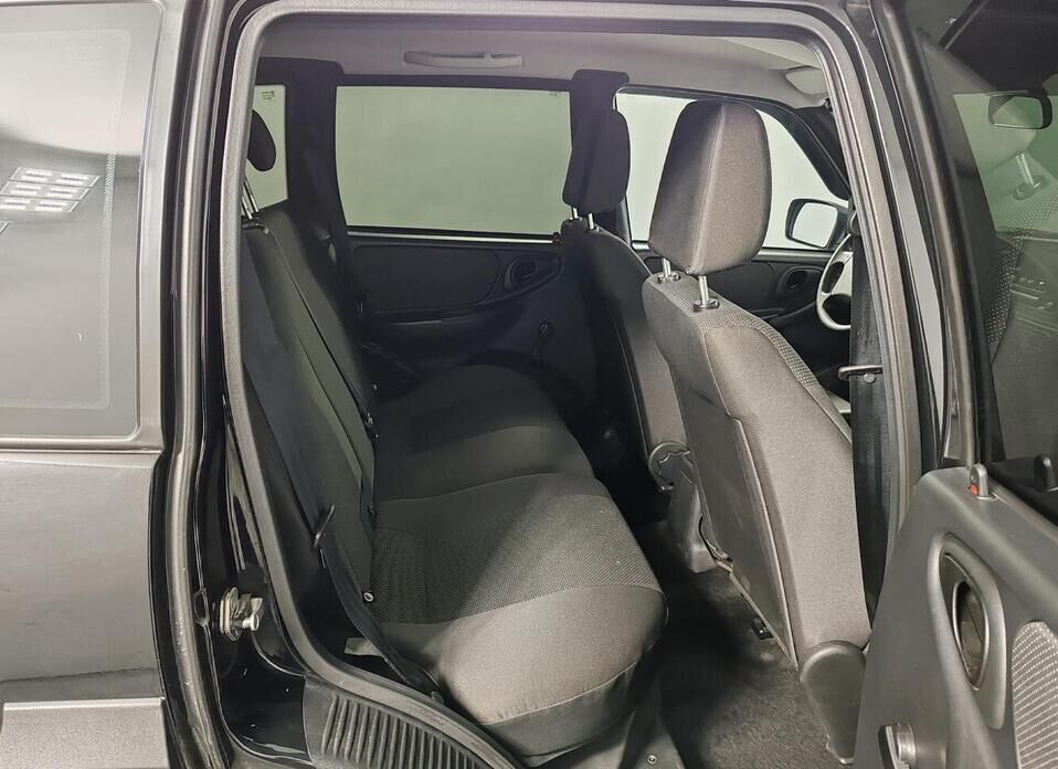 LADA (ВАЗ) Niva 1.7 MT (80 л.с.) 4WD