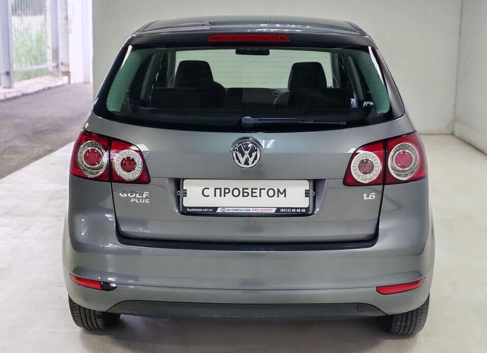 Volkswagen Golf Plus, II 1.6 AMT (102 л.с.)