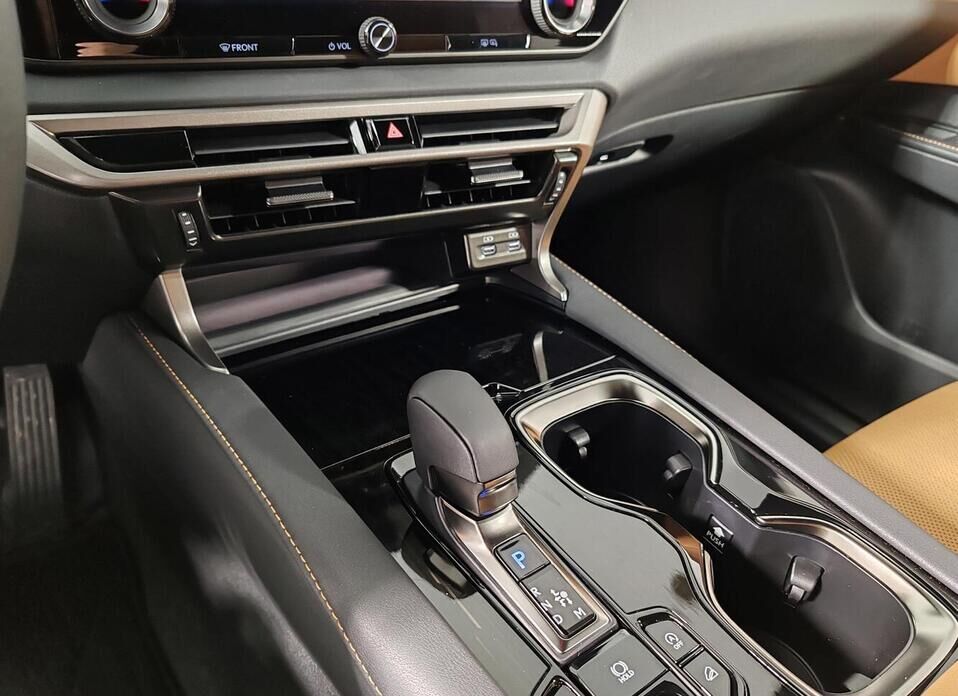 Lexus RX, V 300 2.0 AT (248 л.с.) 4WD