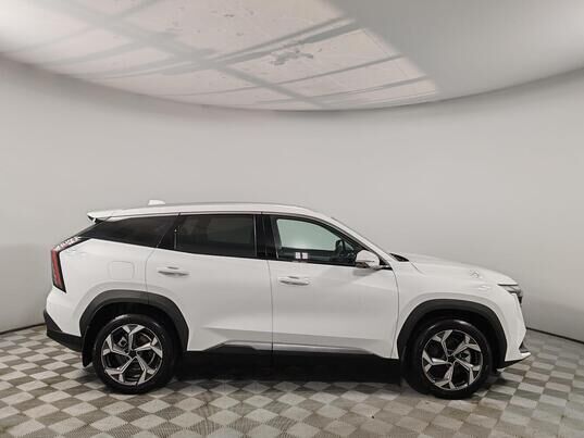 Geely Atlas, 2024&nbsp;г., 23&nbsp;054&nbsp;км