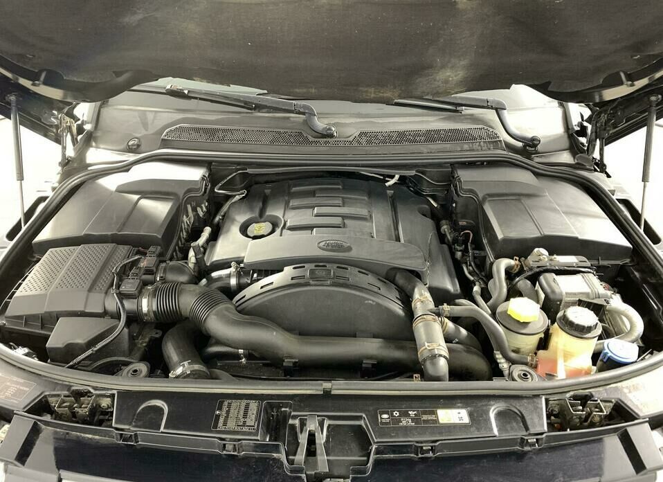 Land Rover Discovery 3.0d AT (245 л.с.) 4WD
