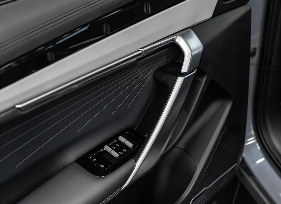 Geely Atlas, II 1.5 AMT (147 л.с.)