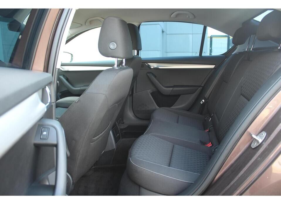 Skoda Octavia, III (A7) 2.0d AMT (150 л.с.)
