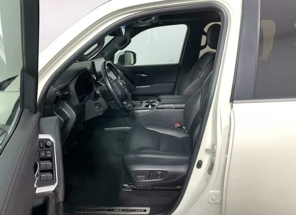Toyota Land Cruiser 3.5 AT (415 л.с.) 4WD