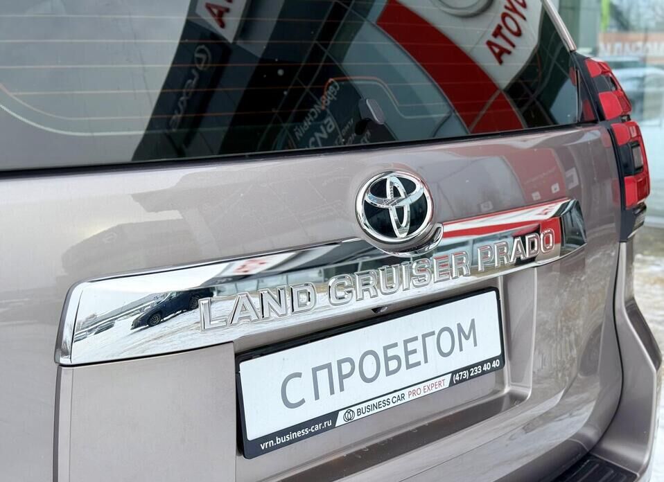 Toyota Land Cruiser Prado, 150 Series Рестайлинг 2 2.8d AT (204 л.с.) 4WD