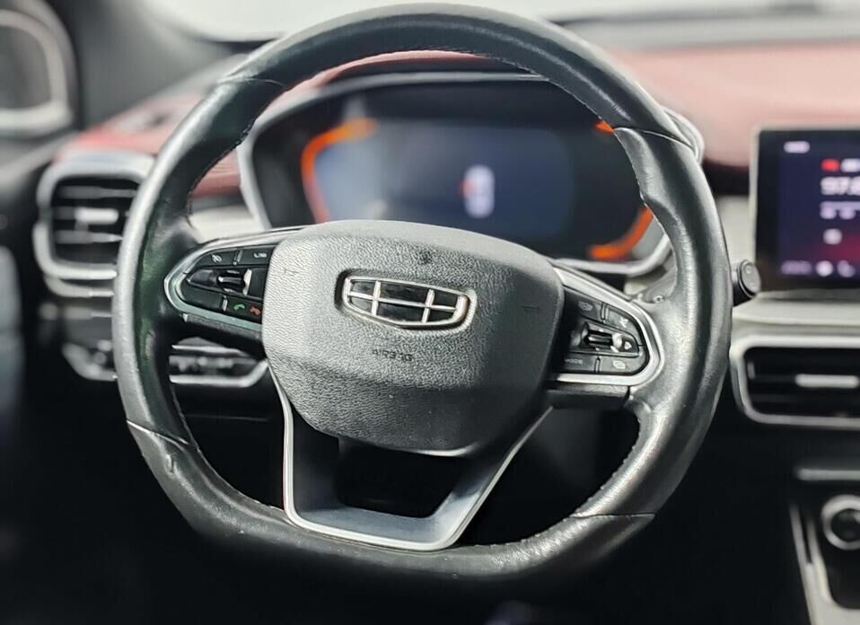 Geely Coolray, I 1.5 AMT (150 л.с.)
