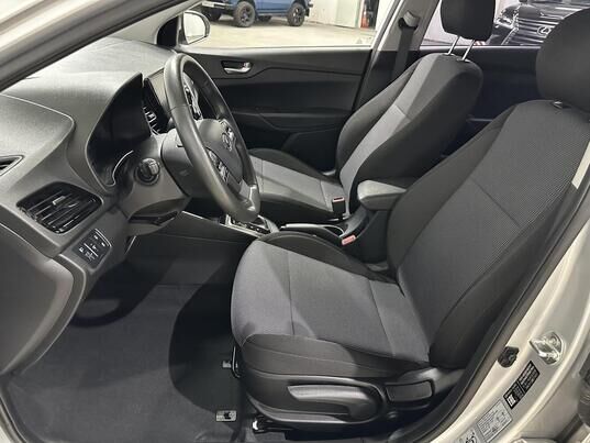 Hyundai Solaris, 2021&nbsp;г., 65&nbsp;530&nbsp;км