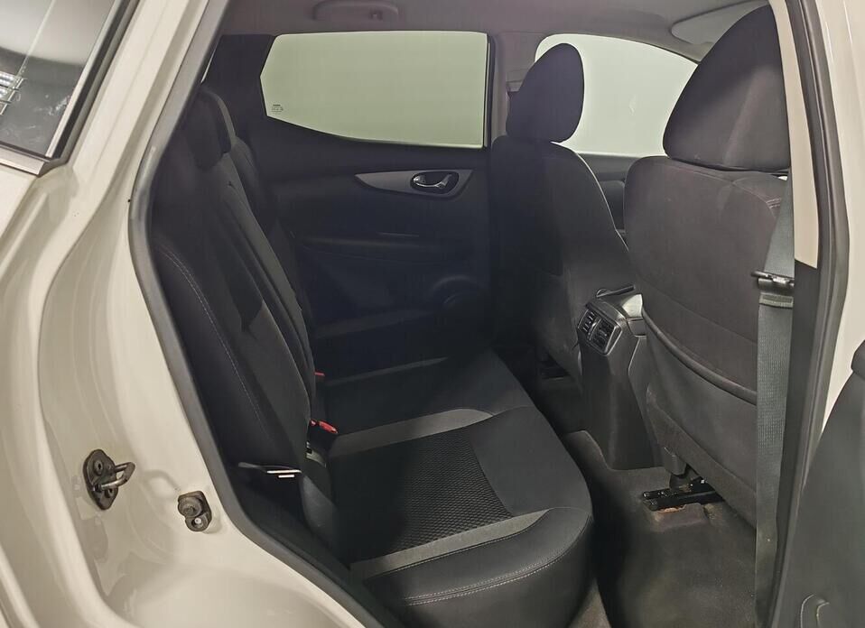 Nissan Qashqai, II Рестайлинг 1.2 MT (115 л.с.)