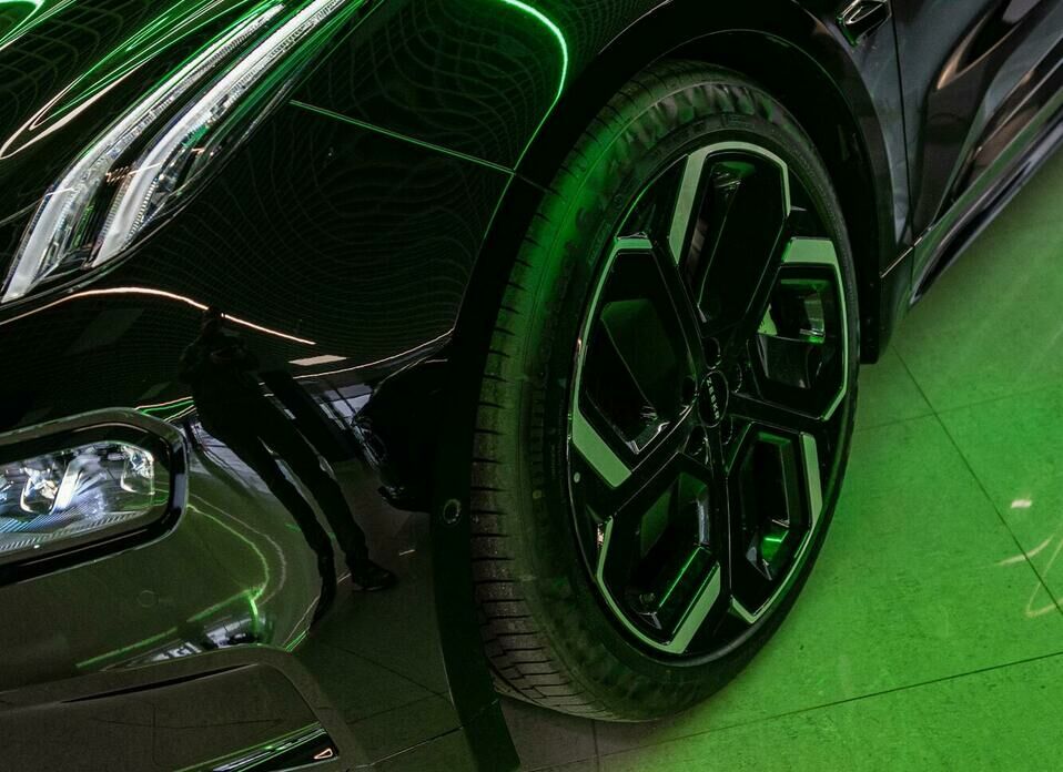 Zeekr 001 100 kWh Electro AT (400 кВт) 4WD