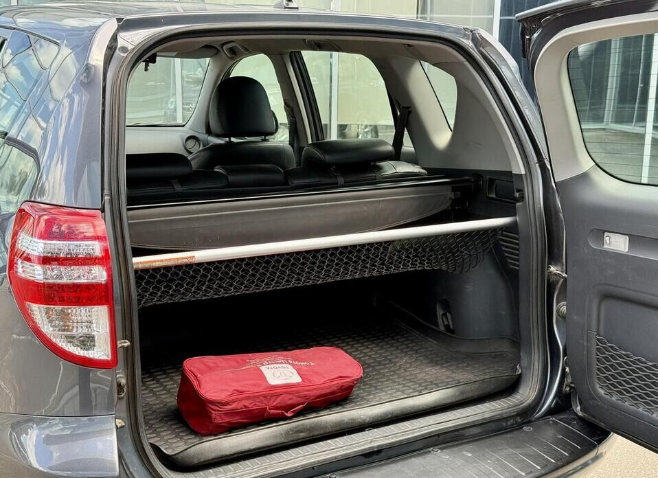 Toyota RAV4, III (XA30) 2.0 AT (152 л.с.) 4WD