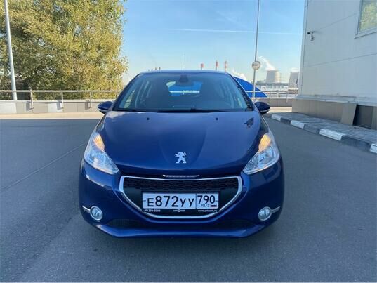 Peugeot 208, 2013 г., 116 332 км