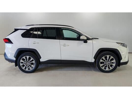 Toyota RAV4, 2021&nbsp;г., 72&nbsp;628&nbsp;км