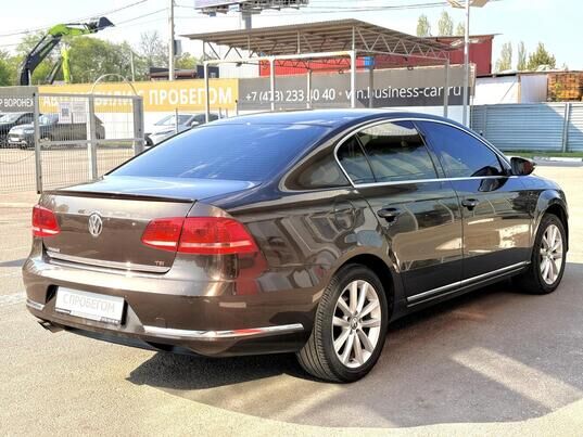 Volkswagen Passat, 2014&nbsp;г., 237&nbsp;016&nbsp;км