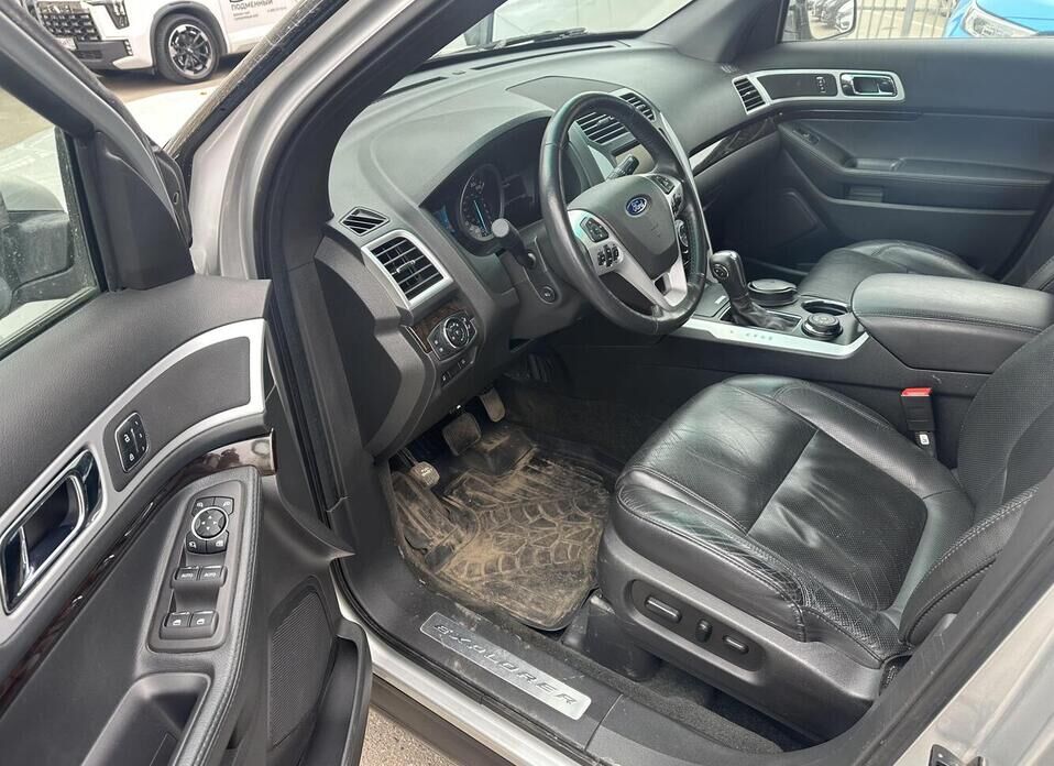 Ford Explorer, V 3.5 AT (294 л.с.) 4WD