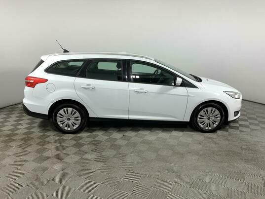 Ford Focus, 2017 г., 122 119 км