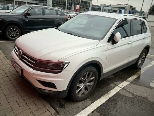 Volkswagen Tiguan, 2017 г., 128 460 км