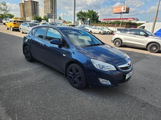 Opel Astra, 2010 г., 214 118 км