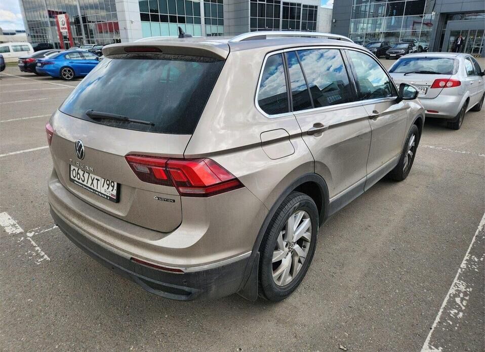 Volkswagen Tiguan, II Рестайлинг 2.0 AMT (180 л.с.) 4WD