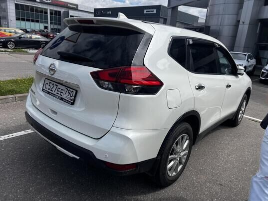 Nissan X-Trail, 2019 г., 175 997 км