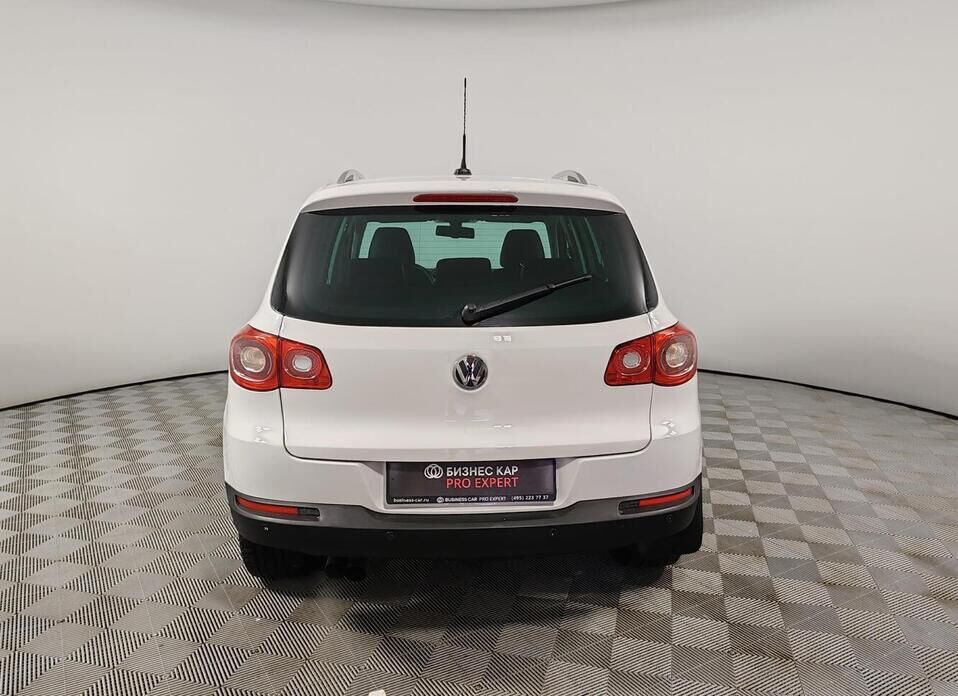 Volkswagen Tiguan, I 2.0 AT (170 л.с.) 4WD