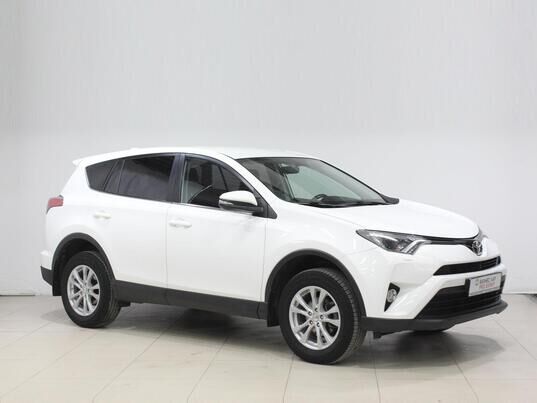Toyota RAV4, 2018 г., 82 213 км