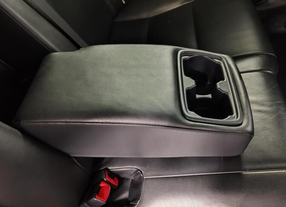 Toyota Camry, VII (XV50) 2.5 AT (181 л.с.)