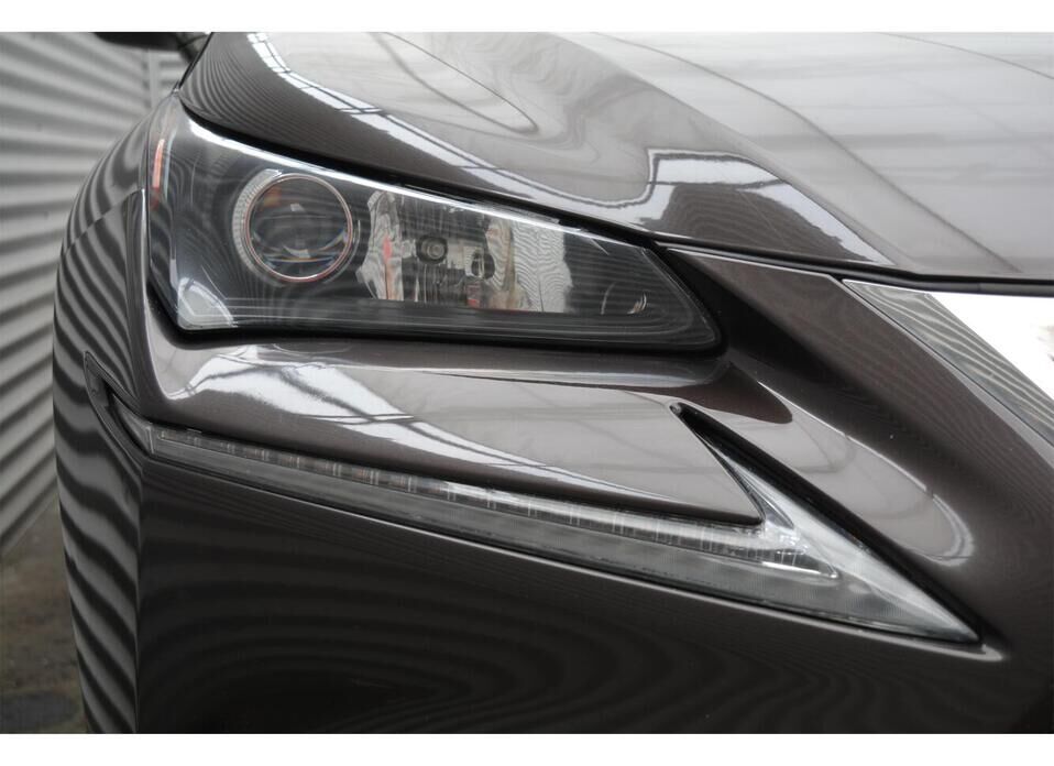 Lexus NX, I 200 2.0 CVT (150 л.с.) 4WD