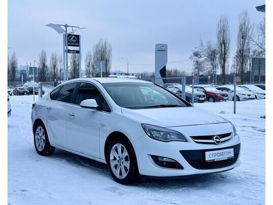 Opel Astra, 2013&nbsp;г., 230&nbsp;144&nbsp;км