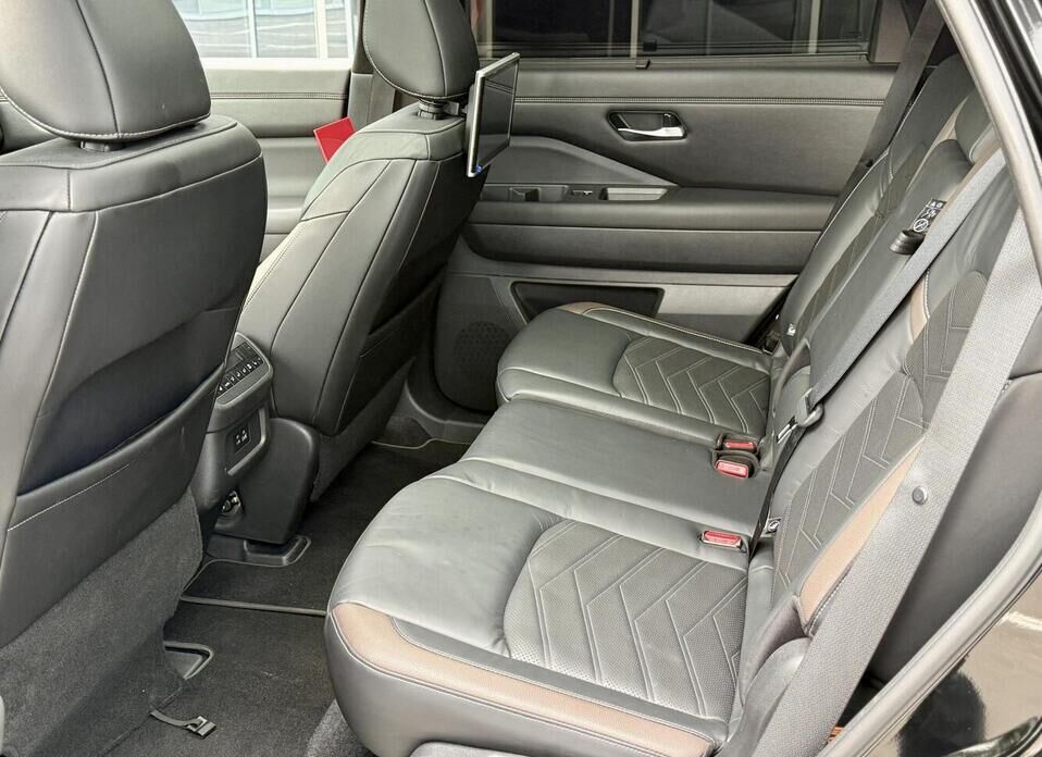 Nissan Pathfinder, V 3.5 AT (275 л.с.) 4WD