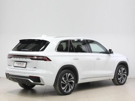 Geely Monjaro, 2024&nbsp;г., 47&nbsp;911&nbsp;км