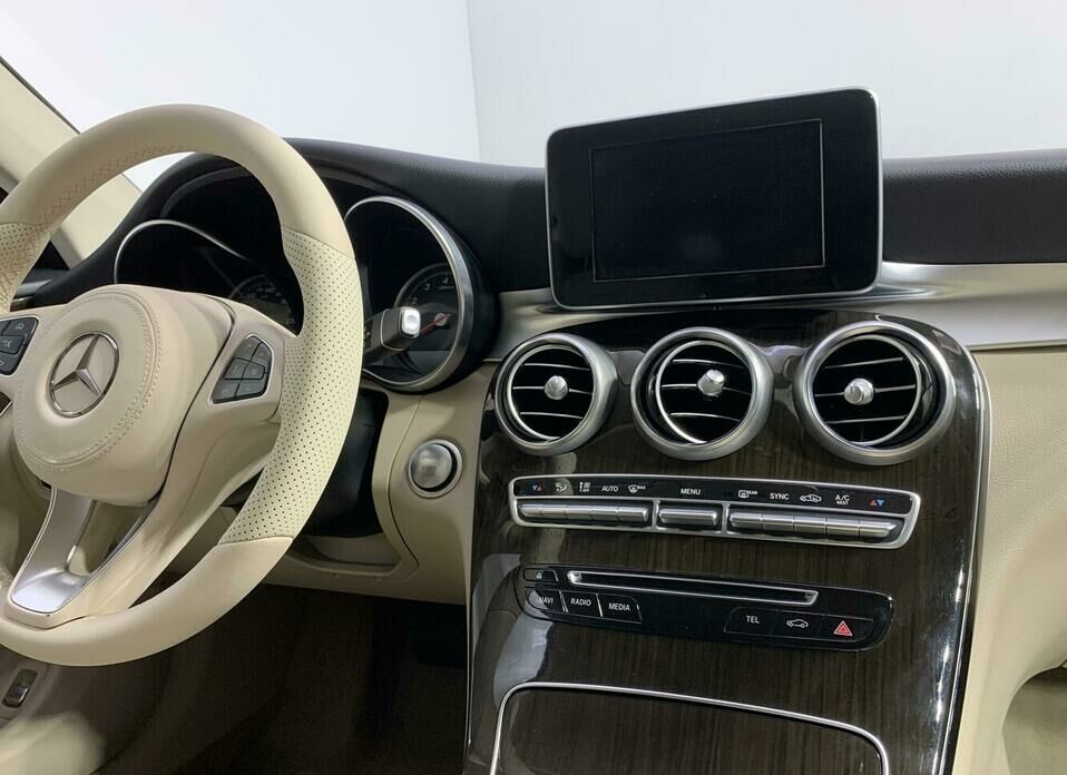 Mercedes-Benz C-Класс 200 2.0 AT (184 л.с.) 4WD