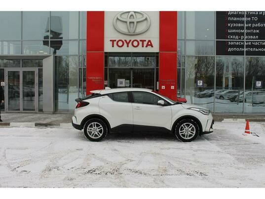 Toyota C-HR, 2021 г., 28 750 км