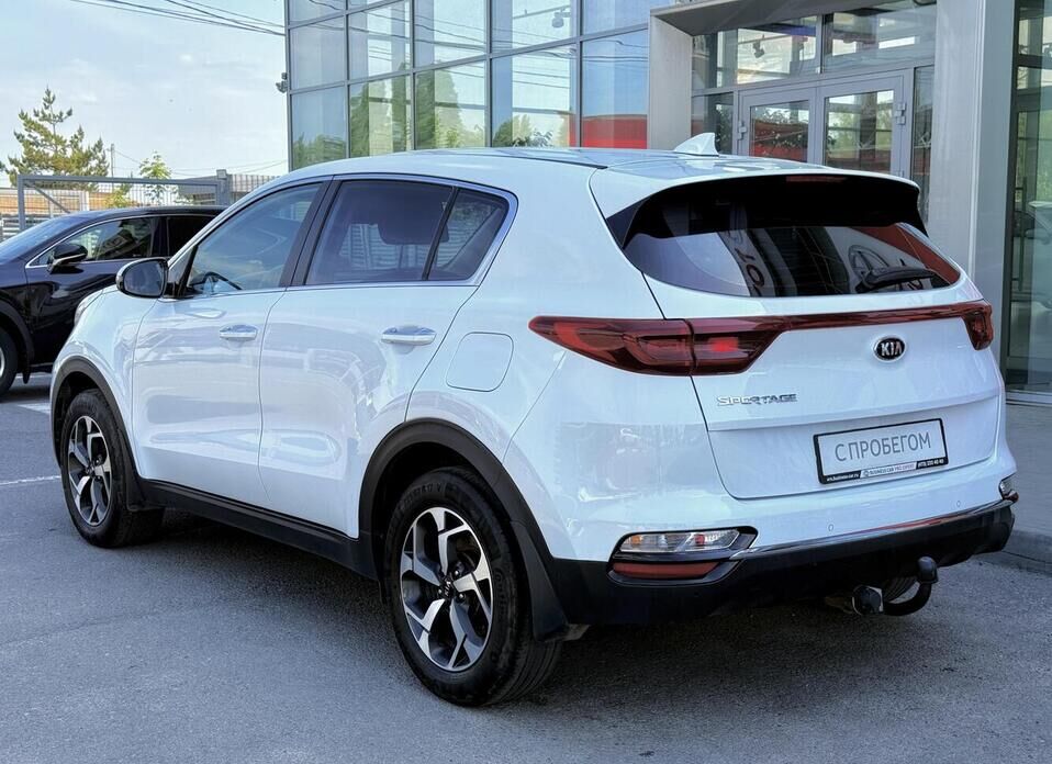 Kia Sportage, IV Рестайлинг 2.0 AT (150 л.с.)
