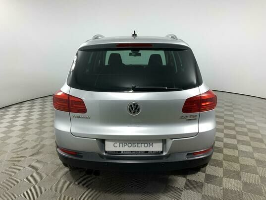 Volkswagen Tiguan, 2013 г., 138 092 км