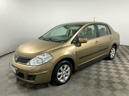 Nissan Tiida, 2008 г., 202 482 км