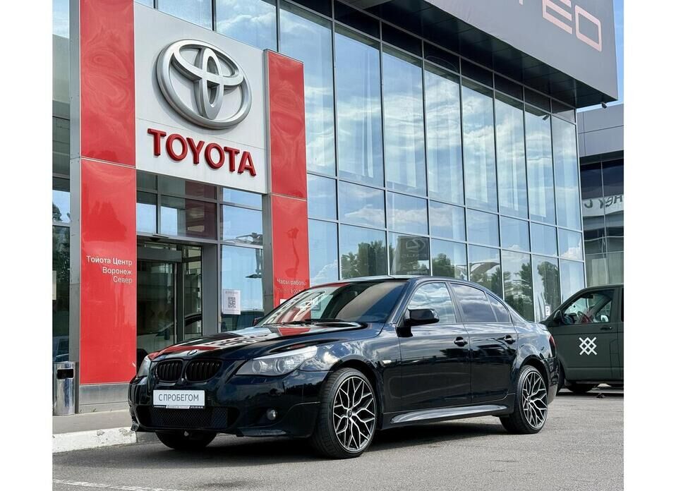 BMW 5 серии, V (E60/E61) Рестайлинг 525xi 3.0 MT (218 л.с.) 4WD