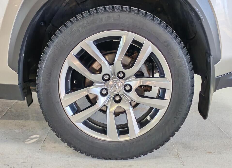 Lexus NX, I 200 2.0 CVT (150 л.с.) 4WD